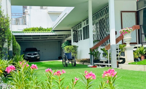 นวรัตน์โฮม 5 สาขารามคำแหง ซอย 4