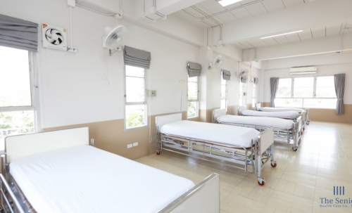 ห้องรวม 10-13 เตียง ตึก Senior2